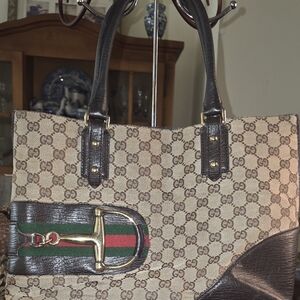 Gucci Beige GG Canvas Tote with Brown Leather and Green-Red Web
